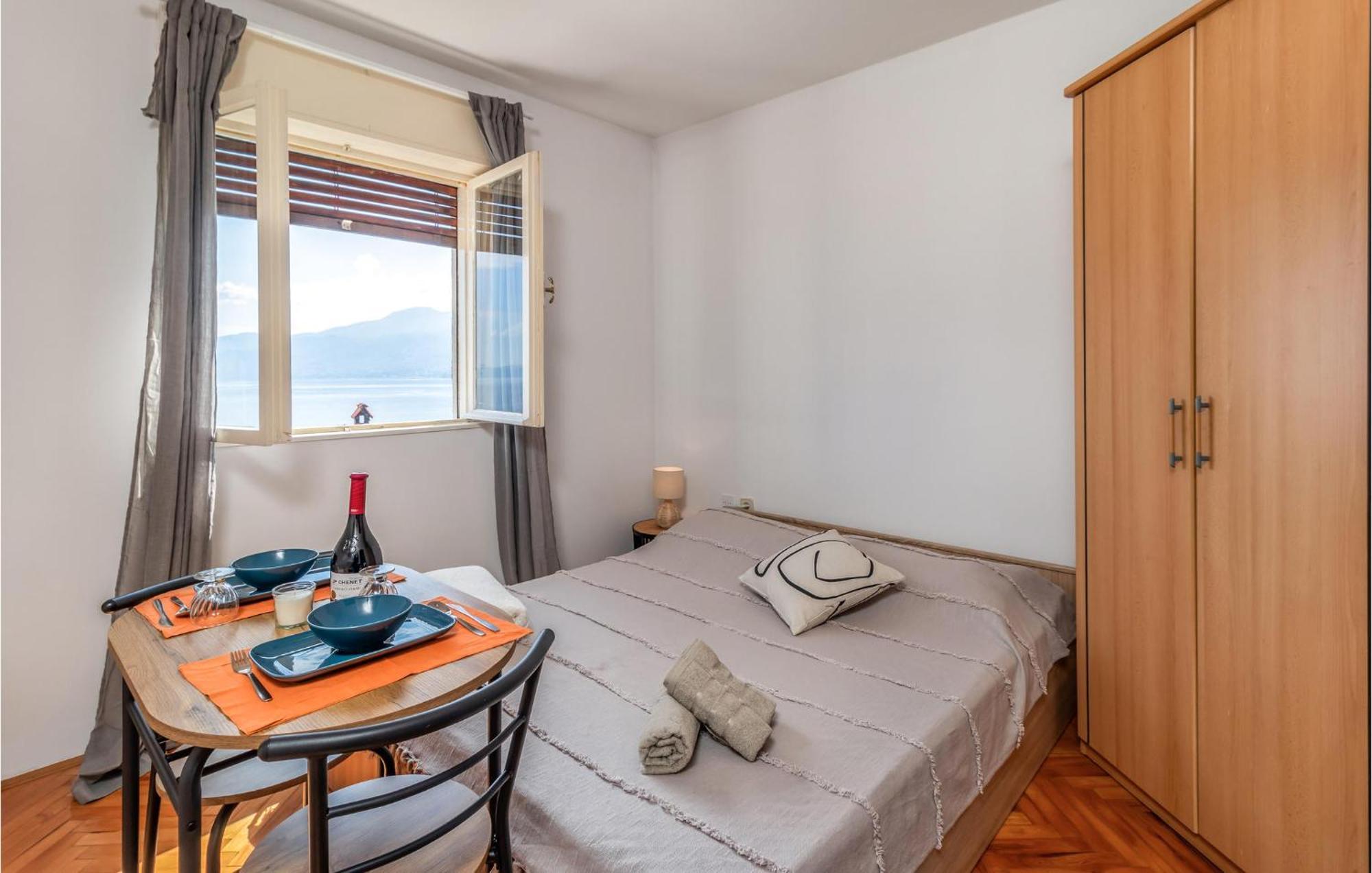 Nice Apartment In Rijeka With House Sea View Exterior photo